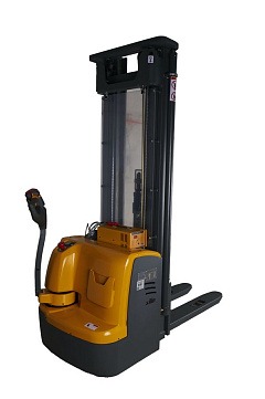 Штабелер самоходный 1,5 т 5,6 м XILIN CDDR15-III 24/200 В/Ач (сопровождаемый) Штабелер самоходный 1,5 т 5,6 м XILIN CDDR15-III 24/200 В/Ач (сопровождаемый)