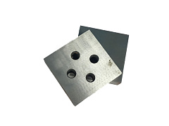 Комплект ножей для станков резки арматуры GQ40 PRO 83х83х26 (Blades Double Hole) (Z) Комплект ножей для станков резки арматуры GQ40 PRO 83х83х26 (Blades Double Hole) (Z)