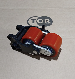 Вилка роликов (тандем) 80х70 в сборе для тележки гидравлической RHP (BF) Вилка роликов (тандем) 80х70 в сборе для тележки гидравлической RHP (BF)